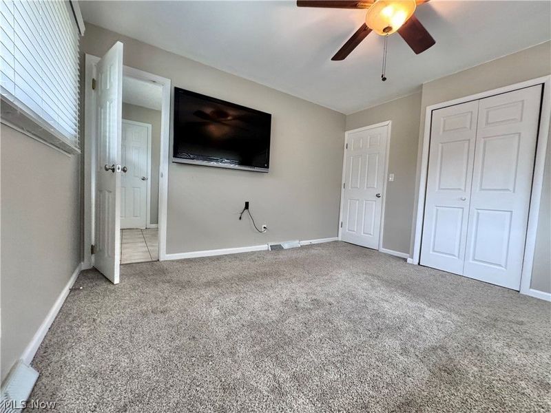 4230 Selkirk Avenue, Austintown, OH 44511 Photo 11