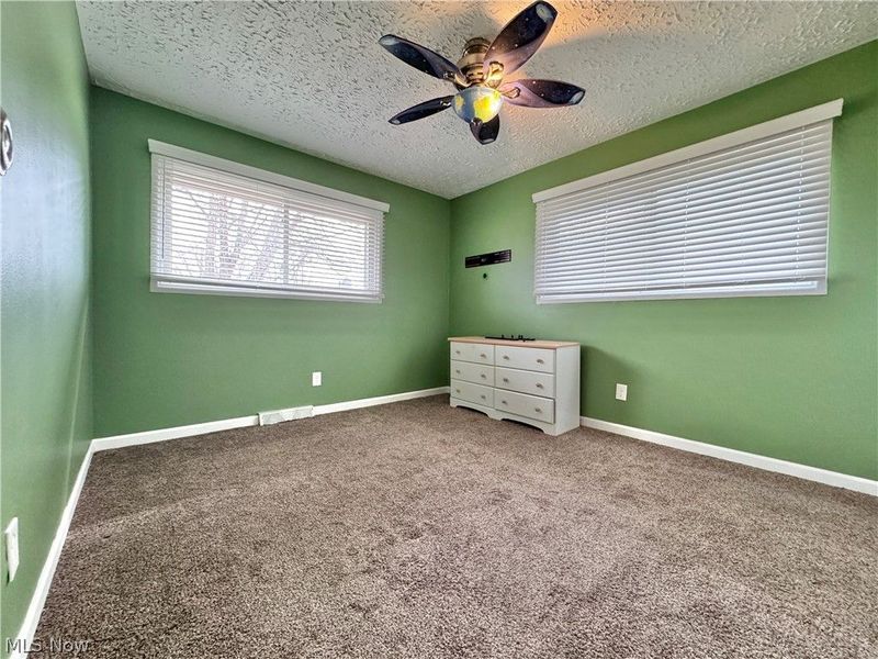 4230 Selkirk Avenue, Austintown, OH 44511 Photo 13