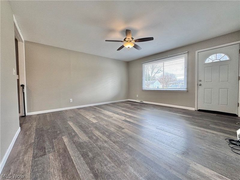 4230 Selkirk Avenue, Austintown, OH 44511 Photo 5