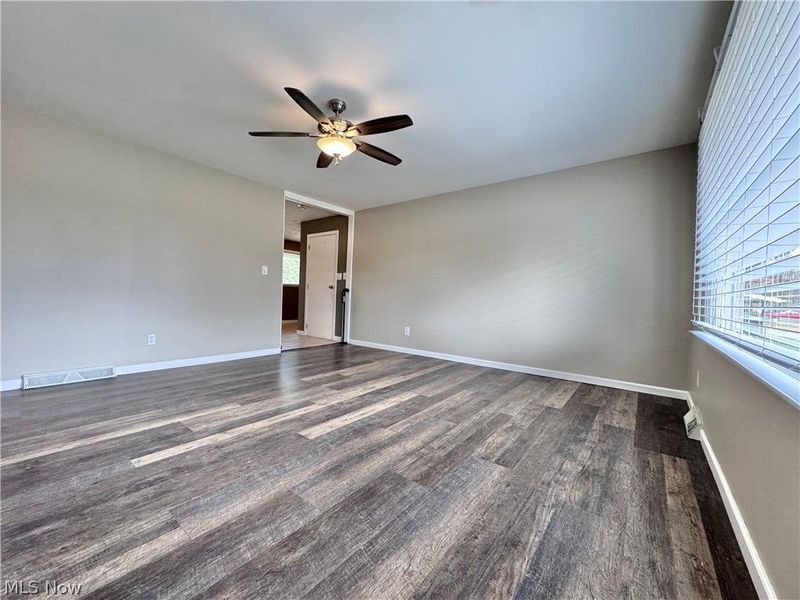 4230 Selkirk Avenue, Austintown, OH 44511 Photo 6