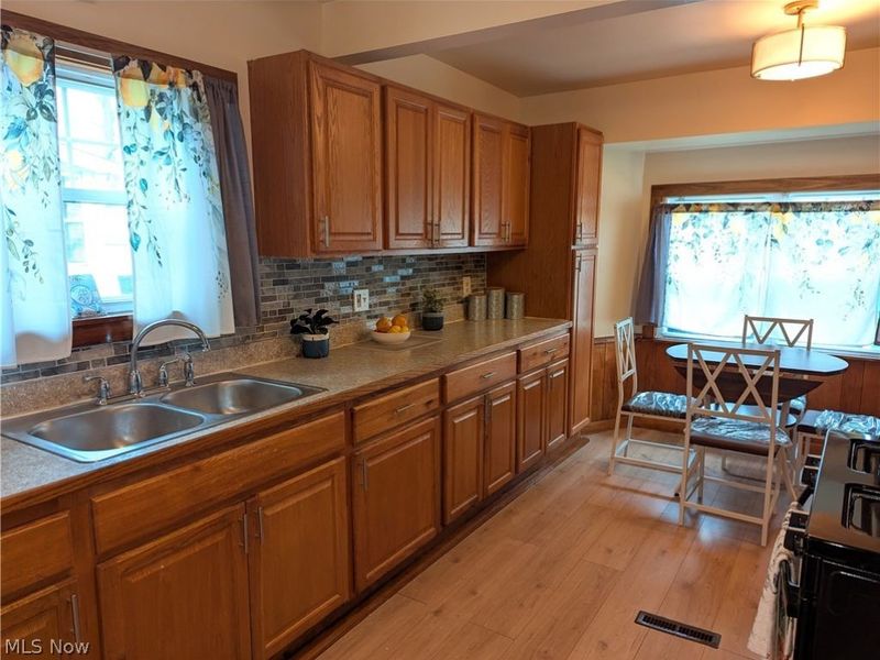 2108 Marlindale Road, Cleveland Heights, OH 44118 Photo 5