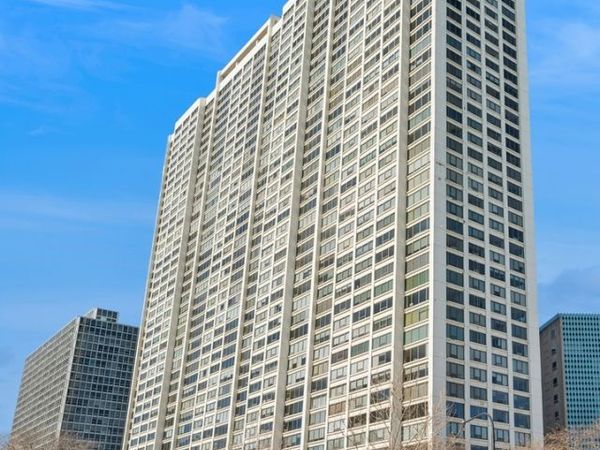 2800 N Lake Shore Drive , Unit 2711, Chicago, IL 60657