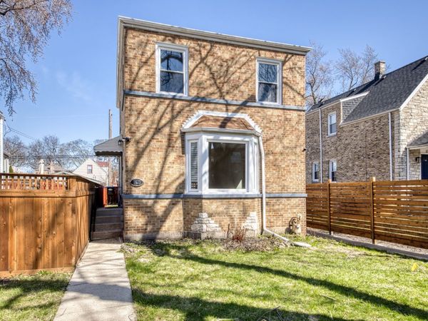3423 N Springfield Avenue, Chicago, IL 60618