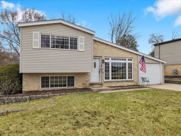 32 W Taylor Road , Lombard, IL 60148