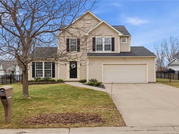 1 Cherry Blossom Circle, North Chili, NY 14514