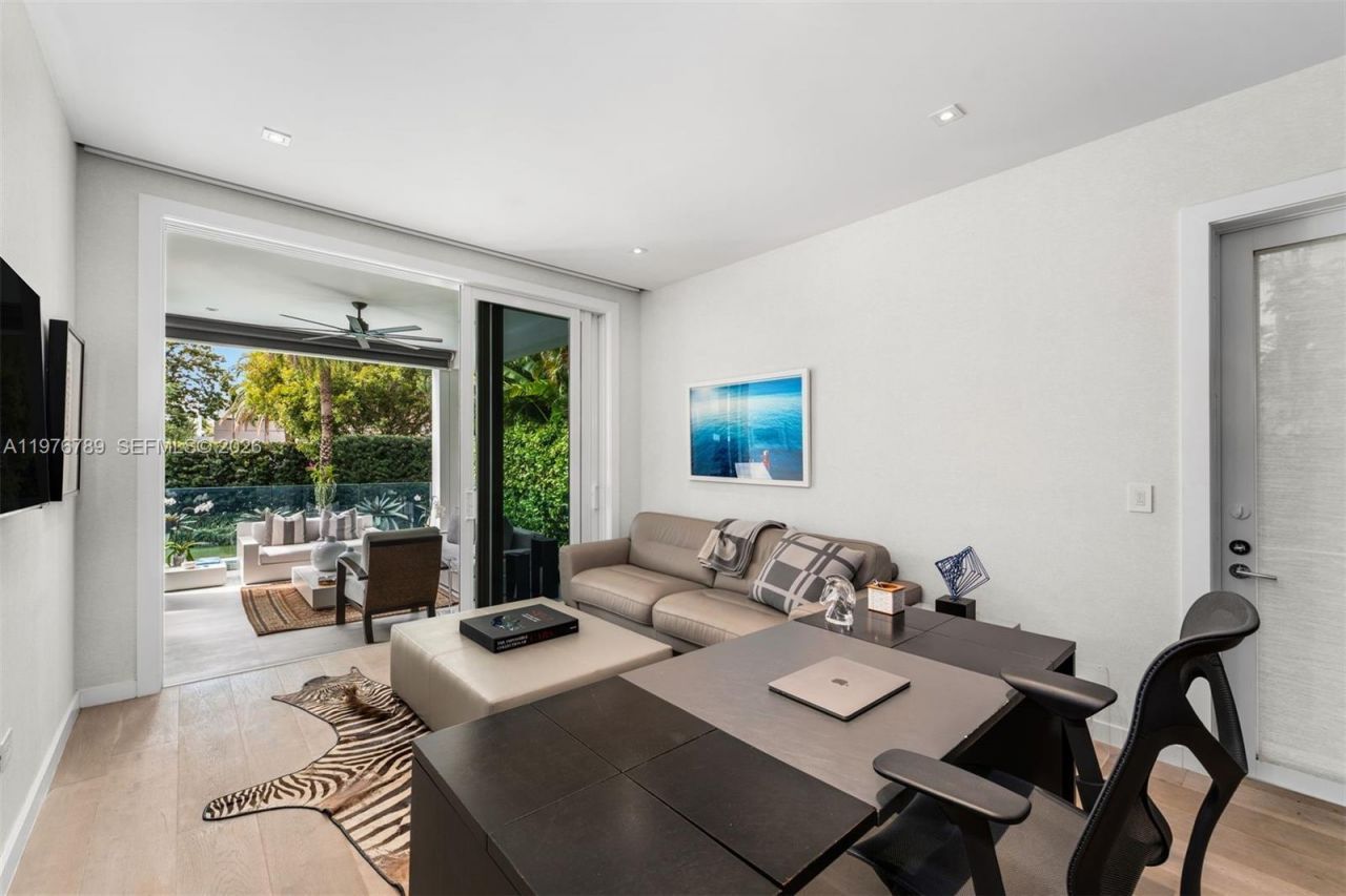 741 Harbor Dr , Key Biscayne, FL 33149 Photo