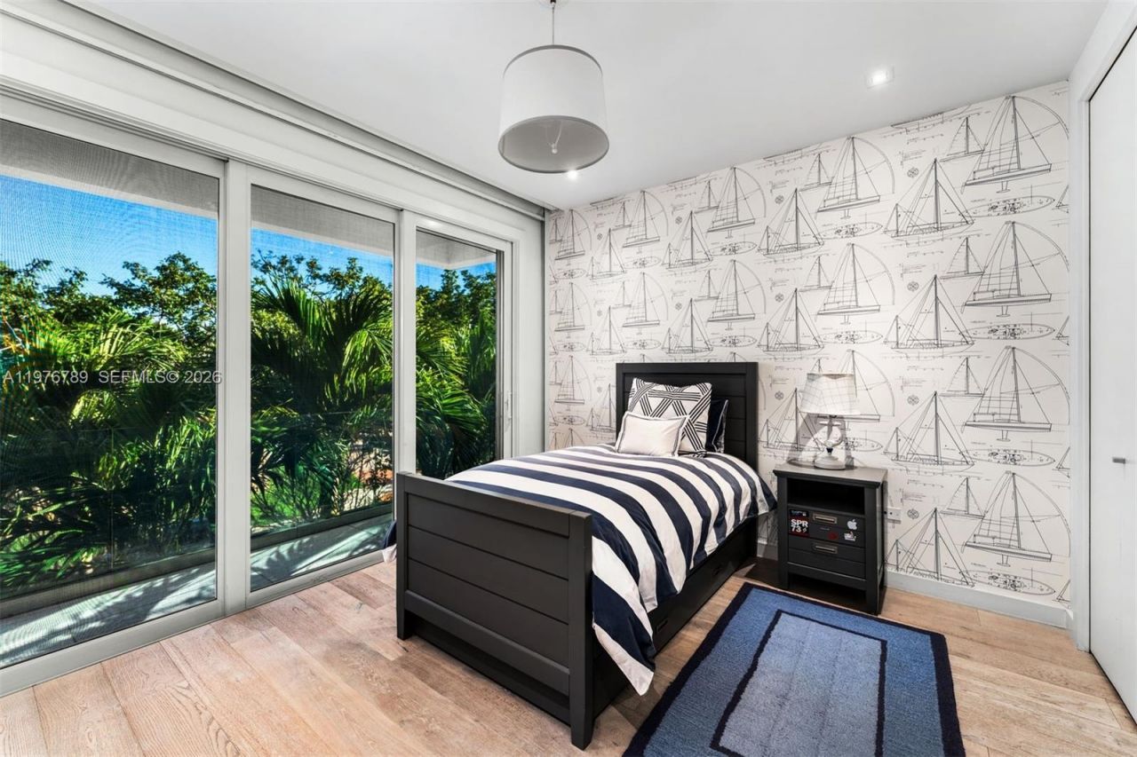 741 Harbor Dr , Key Biscayne, FL 33149 Photo