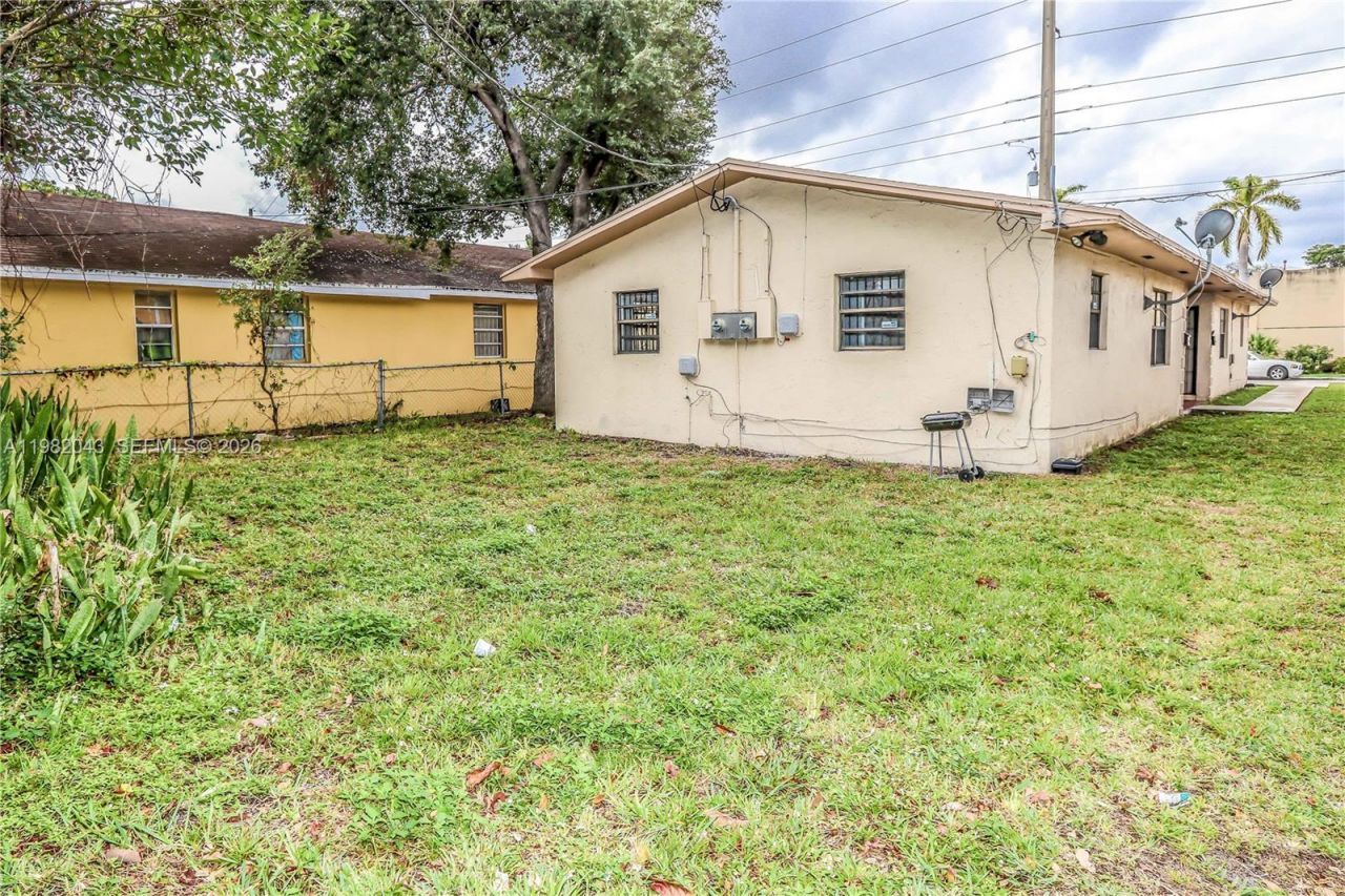 6747 NW 5th Ct , Unit 2, Miami, FL 33150 Photo