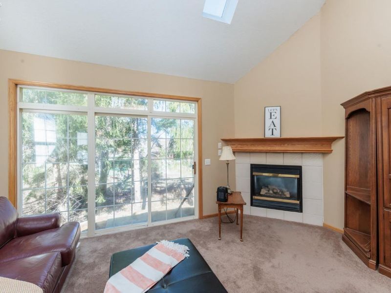 18608 Southporte Drive, Strongsville, OH 44136 Photo 11