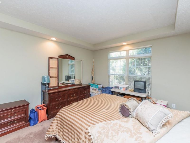 18608 Southporte Drive, Strongsville, OH 44136 Photo 13