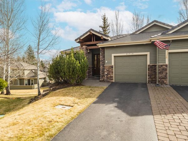 61719 Bridge Creek Loop, Bend, OR 97702