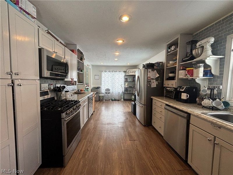 171 Leslie Street, Geneva, OH 44041 Photo 5