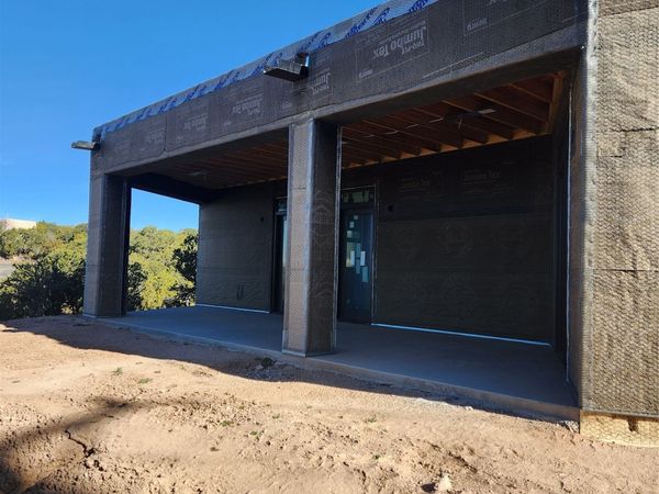 20 Tano Rd., Santa Fe, NM 87506