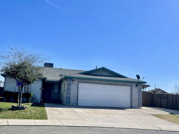 9654 Timothy Court, Delhi, CA 95315