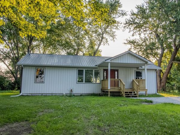 1615 N 300 E, Knox, IN 46534