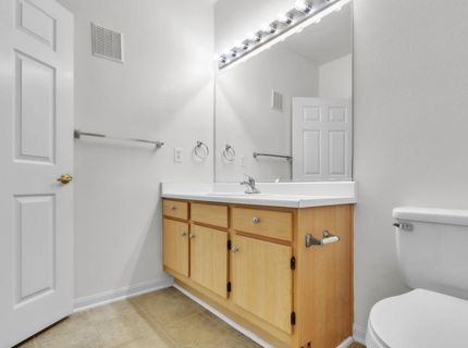 701 Gibson Dr #1213, Unit 1213, Roseville, CA 95678 Photo