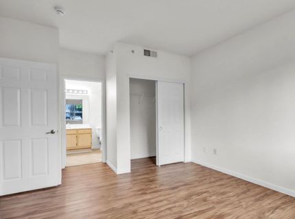 701 Gibson Dr #1213, Unit 1213, Roseville, CA 95678 Photo