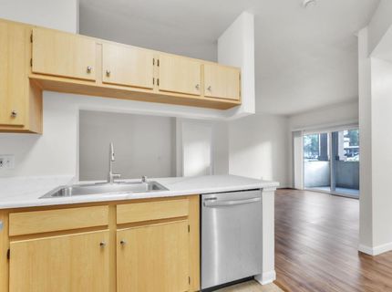 701 Gibson Dr #1213, Unit 1213, Roseville, CA 95678 Photo