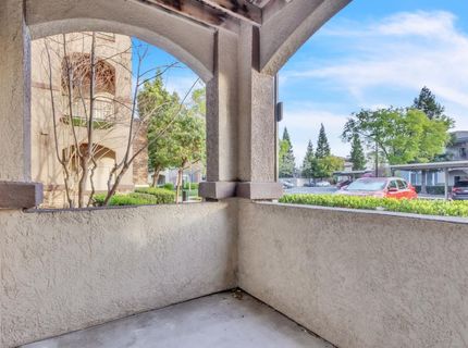 701 Gibson Dr #1213, Unit 1213, Roseville, CA 95678 Photo