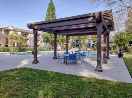 701 Gibson Dr #1213, Unit 1213, Roseville, CA 95678 Photo