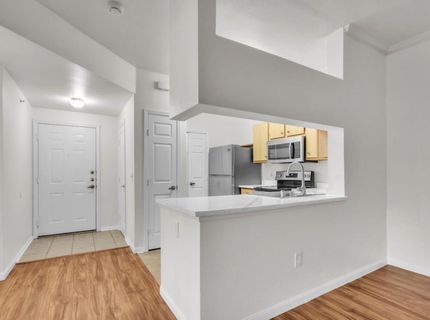 701 Gibson Dr #1213, Unit 1213, Roseville, CA 95678 Photo