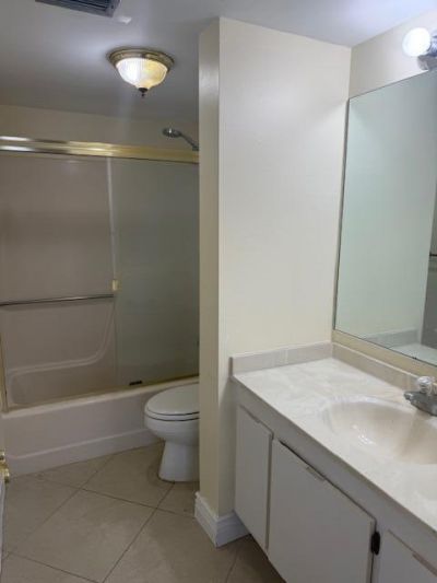 21911 Lake Forest Circle, Unit 201, Boca Raton, FL 33433 Photo