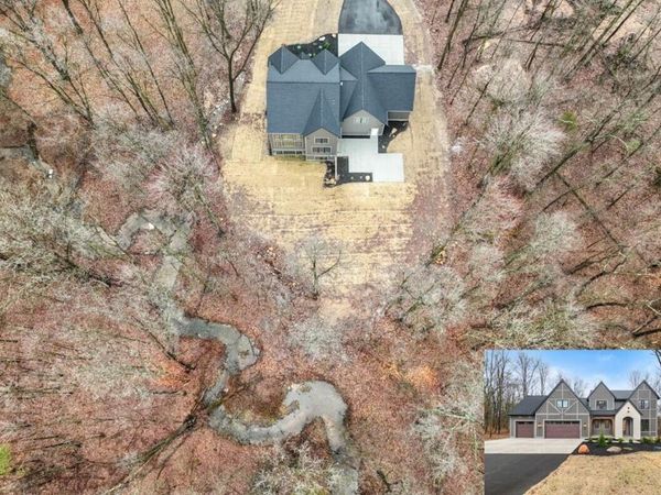 3727 Buttrick Avenue SE, Ada, MI 49301