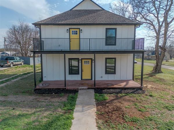 705 E Springer Avenue, Guthrie, OK 73044