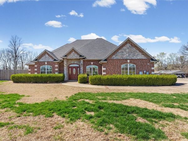 200 W Kimberly Lane , Rogers, AR 72756