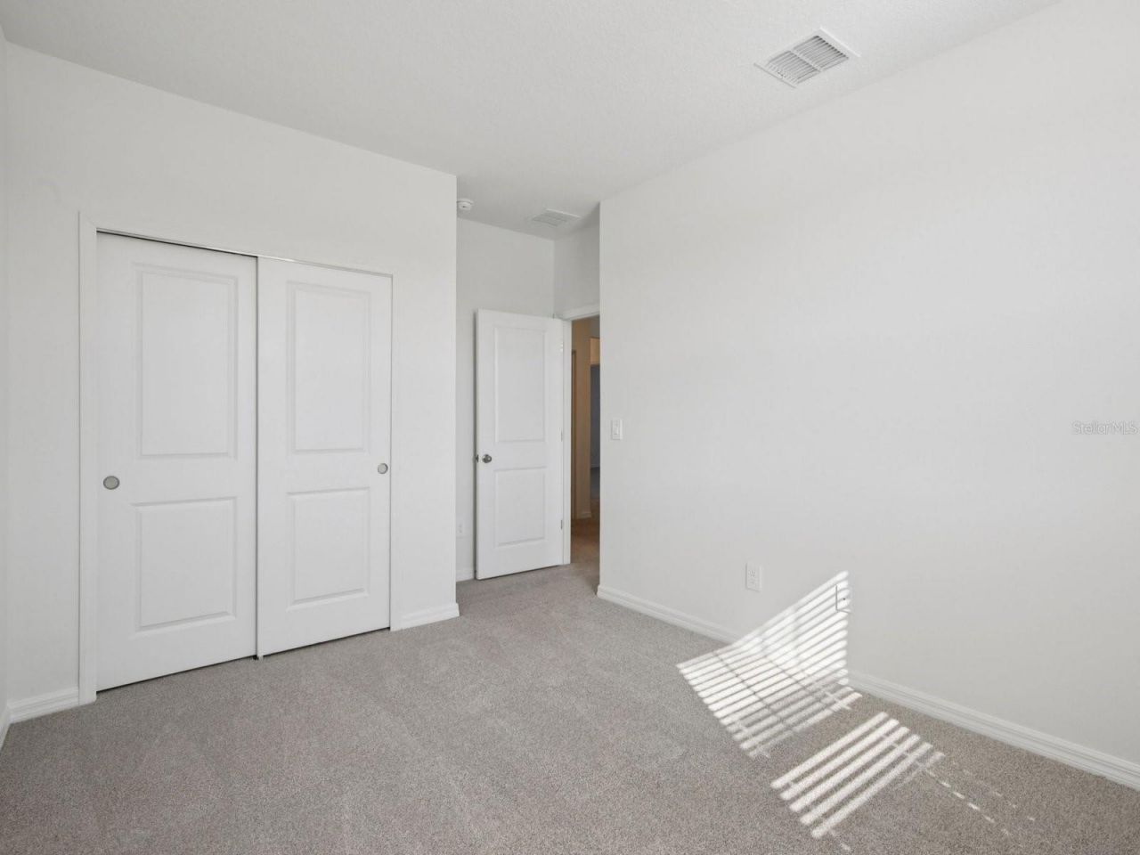 9017 Venetia Court, Palmetto, FL 34221 Photo