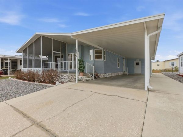 266 DOUGLAS PARK AVENUE, DAVENPORT, FL 33897