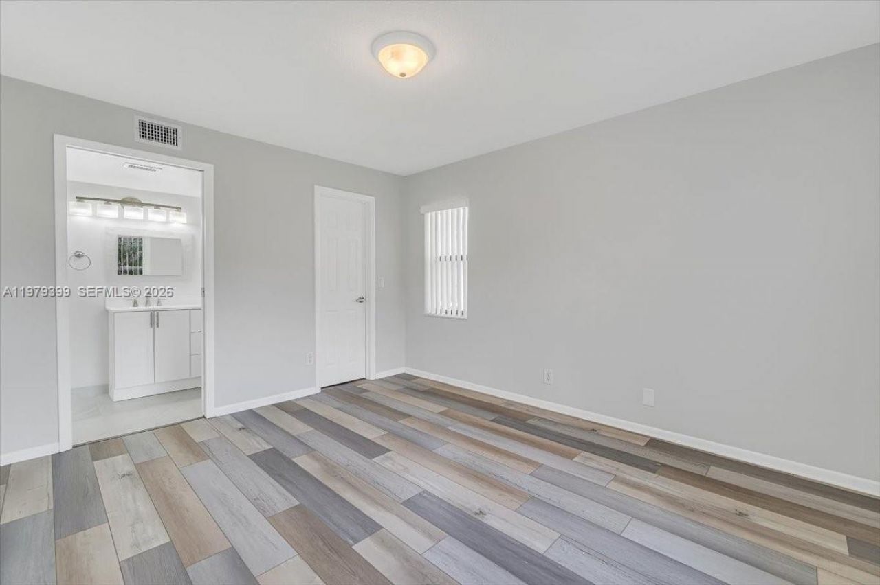 6832 S Palmetto Cir S , Unit 201, Boca Raton, FL 33433 Photo