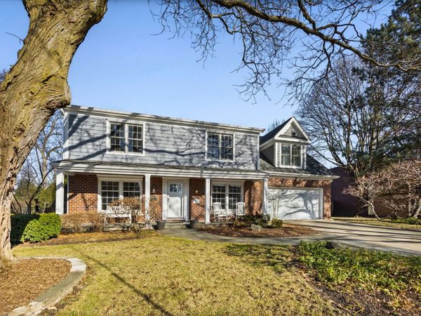 1419 Blackthorn Drive , Glenview, IL 60025