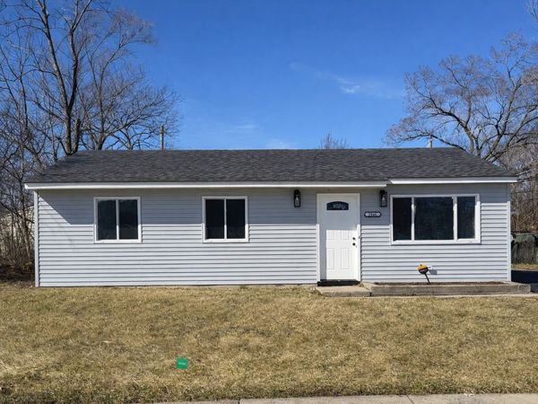 1946 Dartmouth Street , Chicago Heights, IL 60411