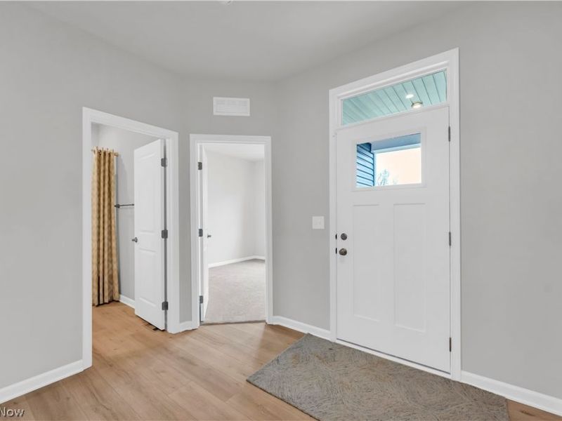 15224 Timber Ridge Drive, Middlefield, OH 44062 Photo 5