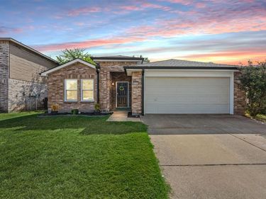5532 Ventura Street, Fort Worth, TX 76244