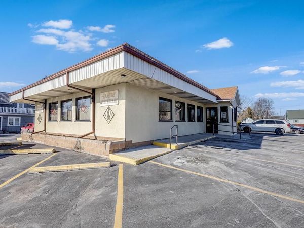 2604 Custer STREET, Manitowoc, WI 54220