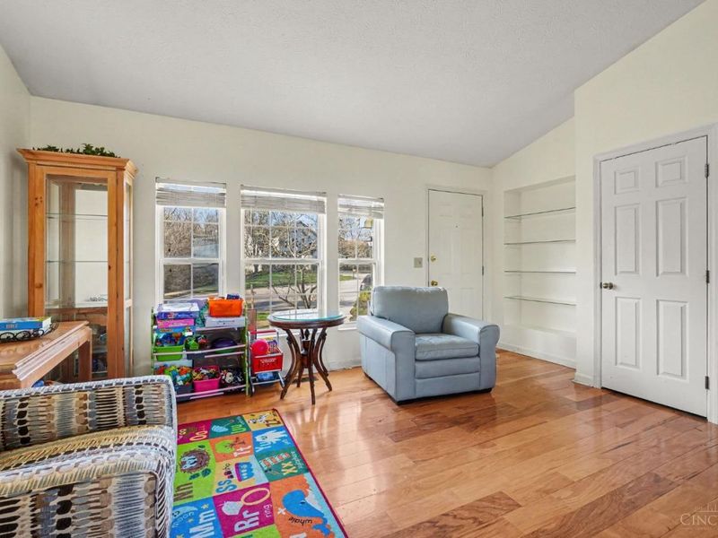 5024 Rialto Ridge Drive, West Chester, OH 45069 Photo 7