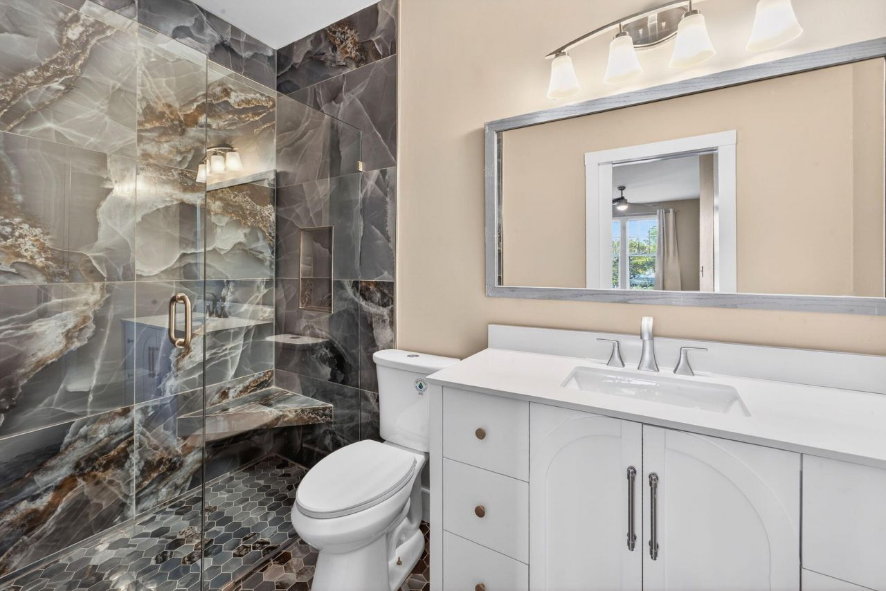 1322 Rosewood Lane Photo 14