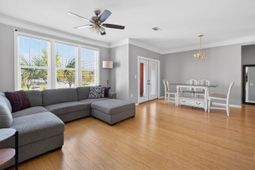 1322 Rosewood Lane photo 4