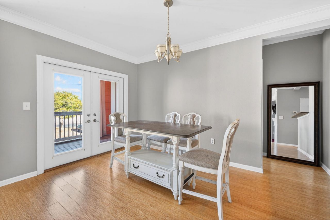 1322 Rosewood Lane Photo 6