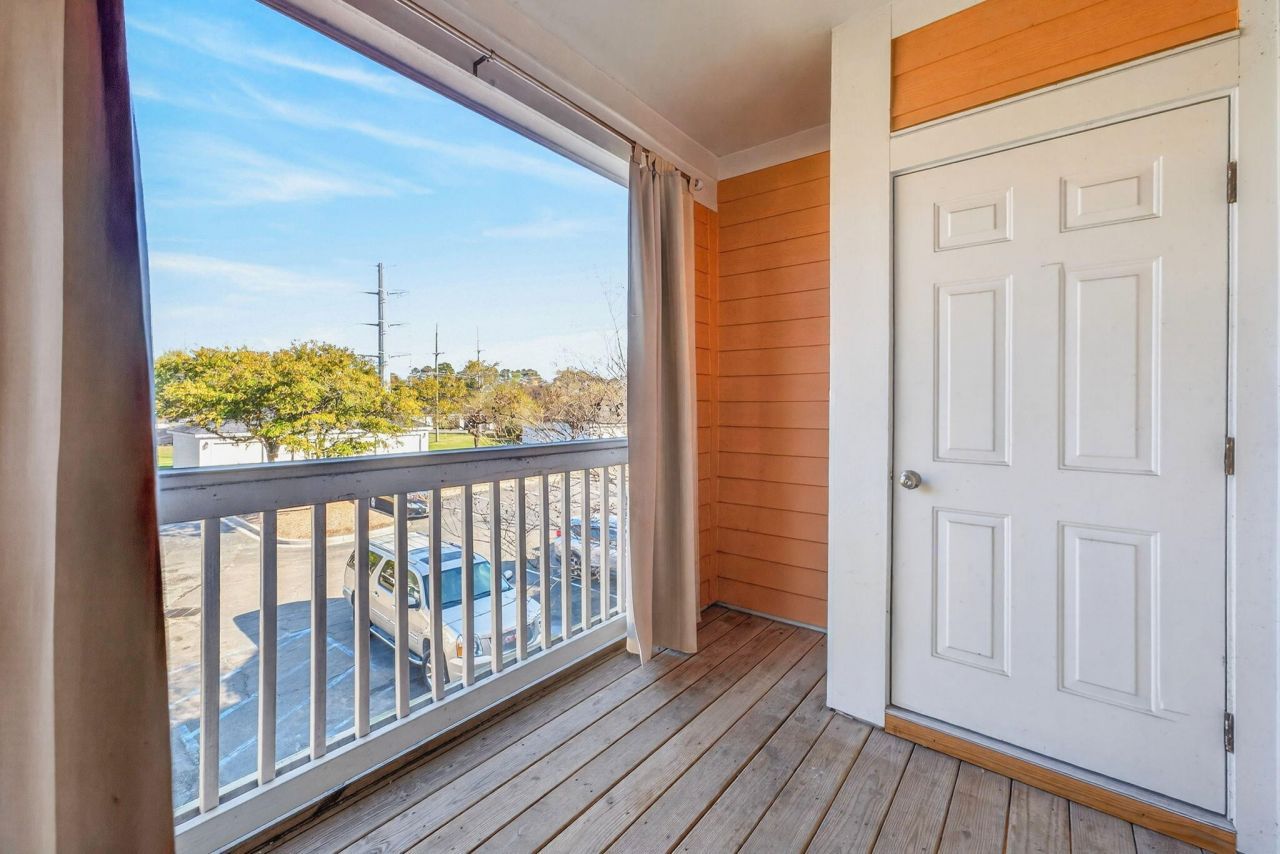 1322 Rosewood Lane Photo 8