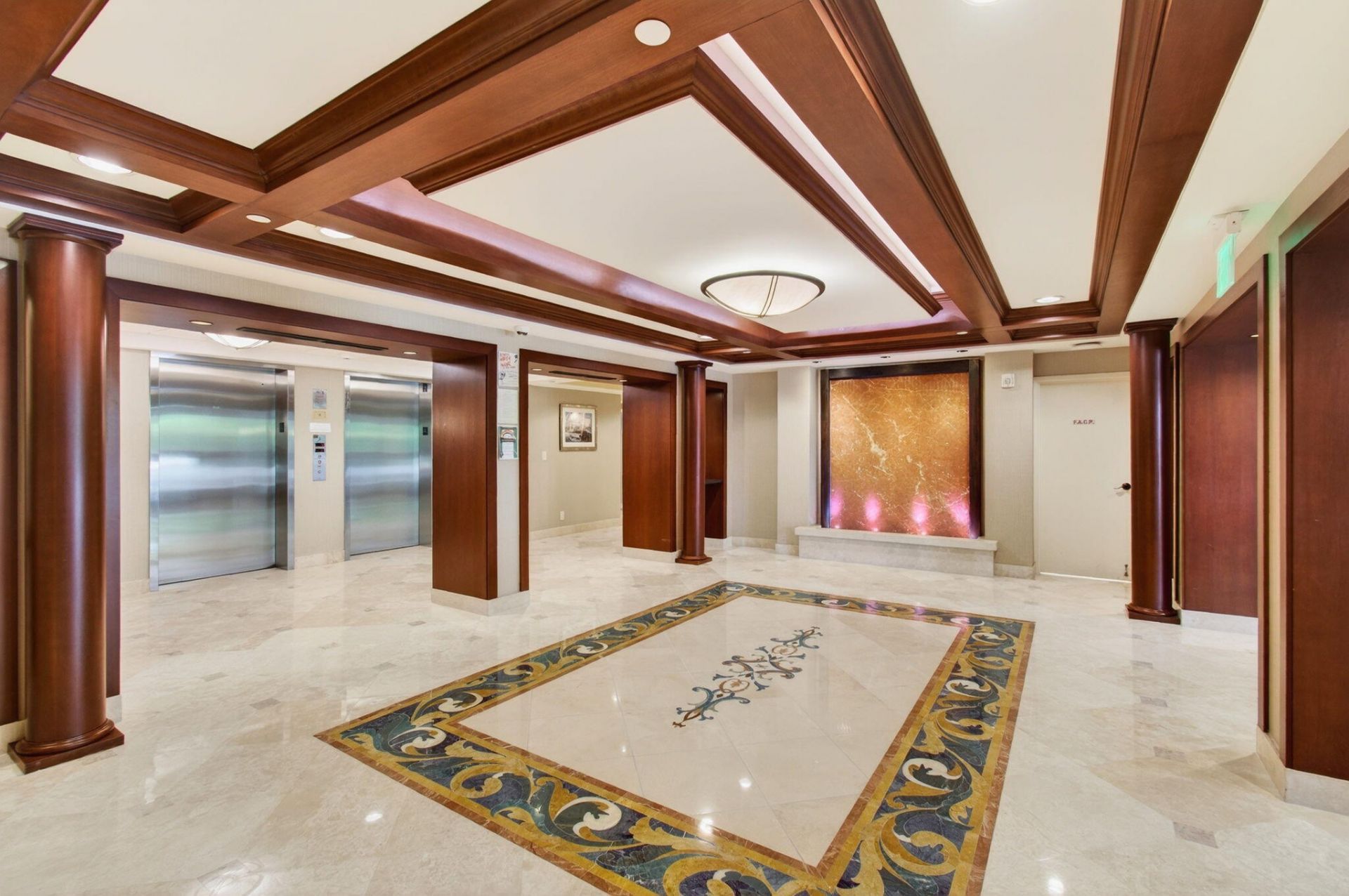 2001 N Ocean Boulevard, Unit 305, Boca Raton, FL 33431 Photo