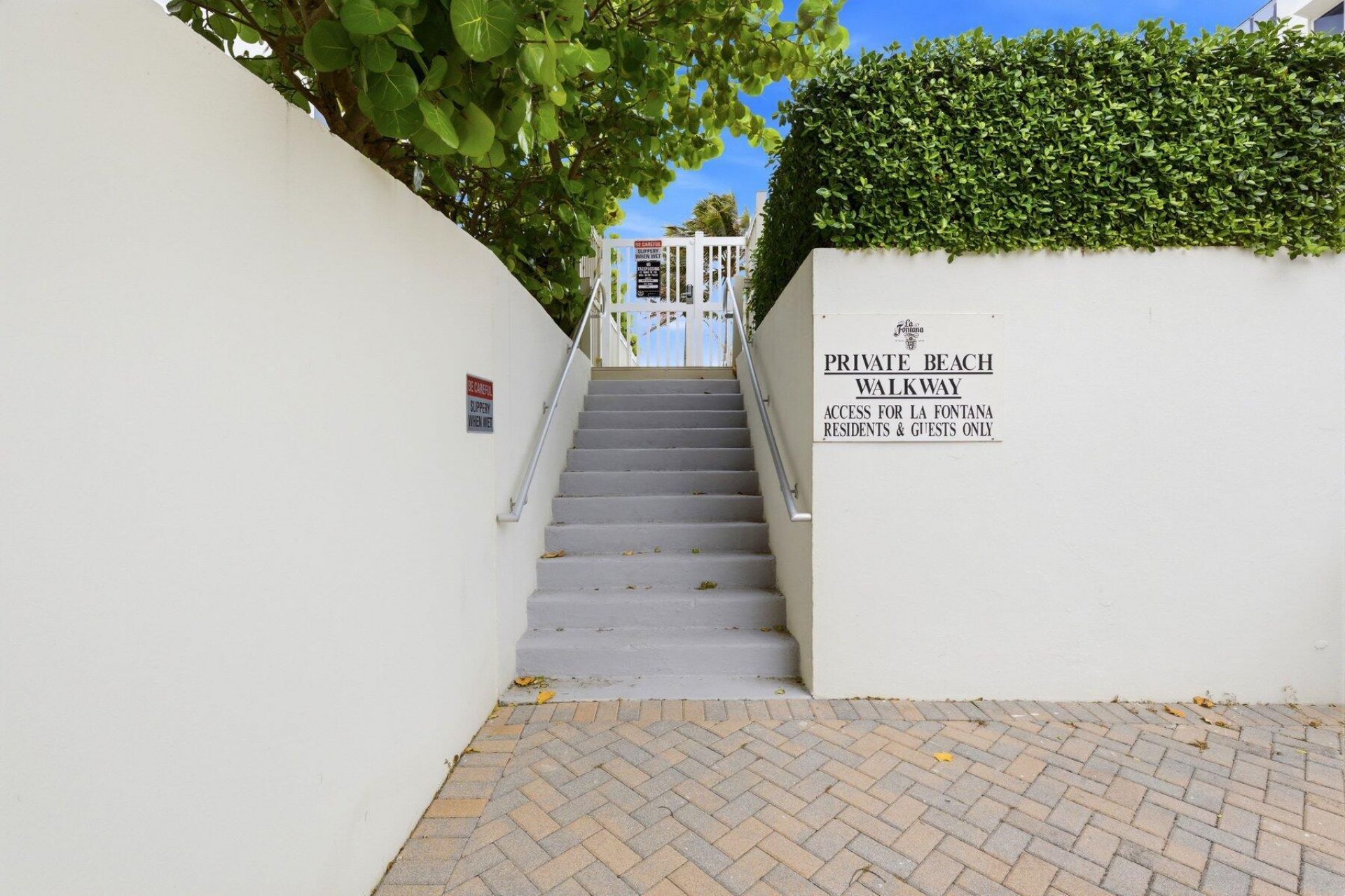 2001 N Ocean Boulevard, Unit 305, Boca Raton, FL 33431 Photo