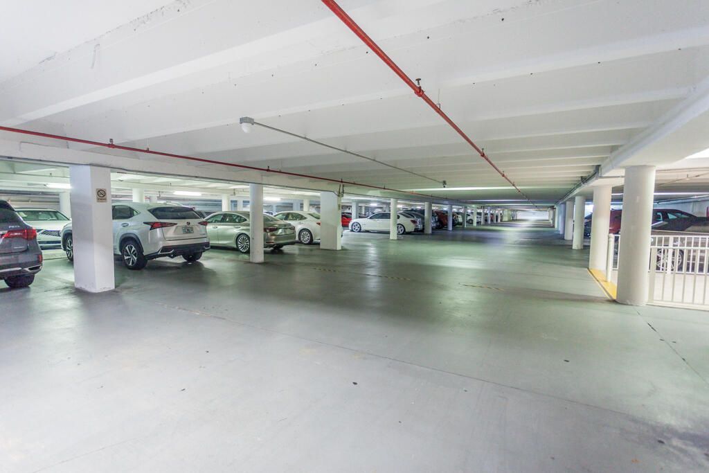 2001 N Ocean Boulevard, Unit 305, Boca Raton, FL 33431 Photo