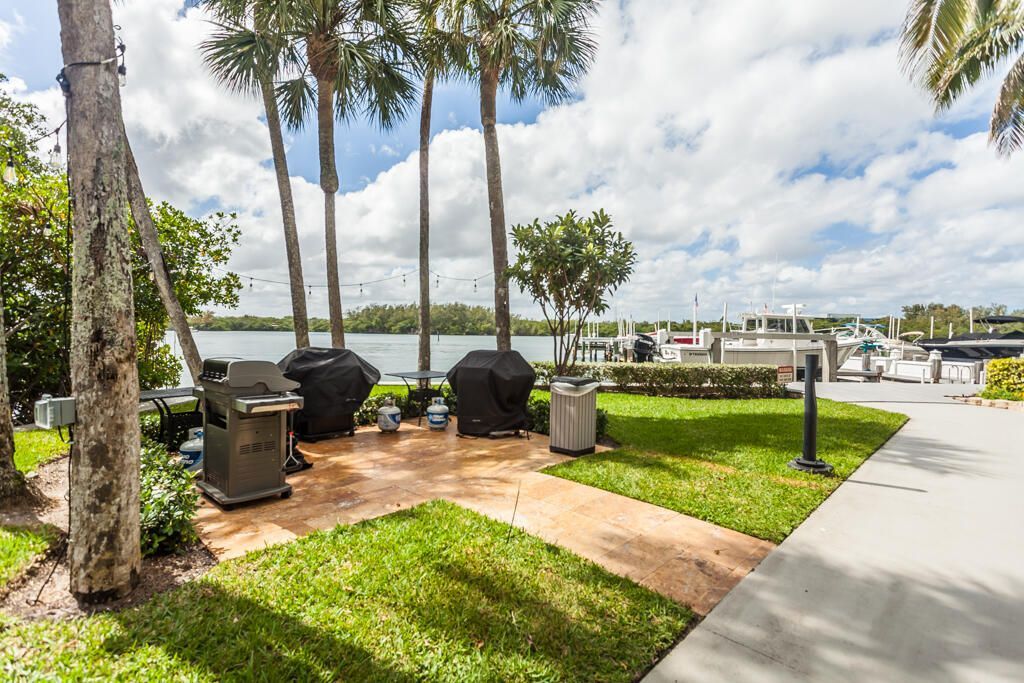 2001 N Ocean Boulevard, Unit 305, Boca Raton, FL 33431 Photo