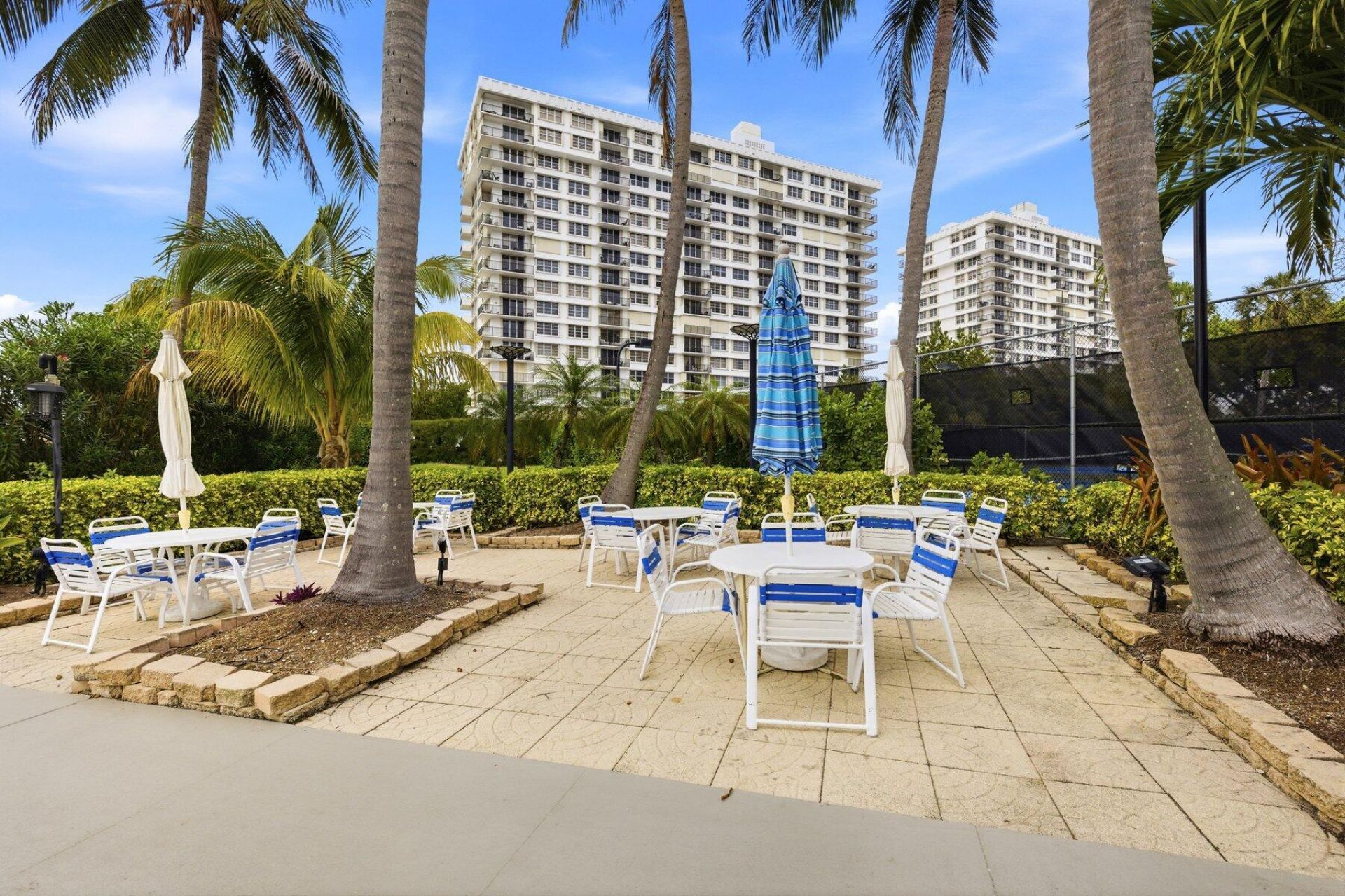 2001 N Ocean Boulevard, Unit 305, Boca Raton, FL 33431 Photo