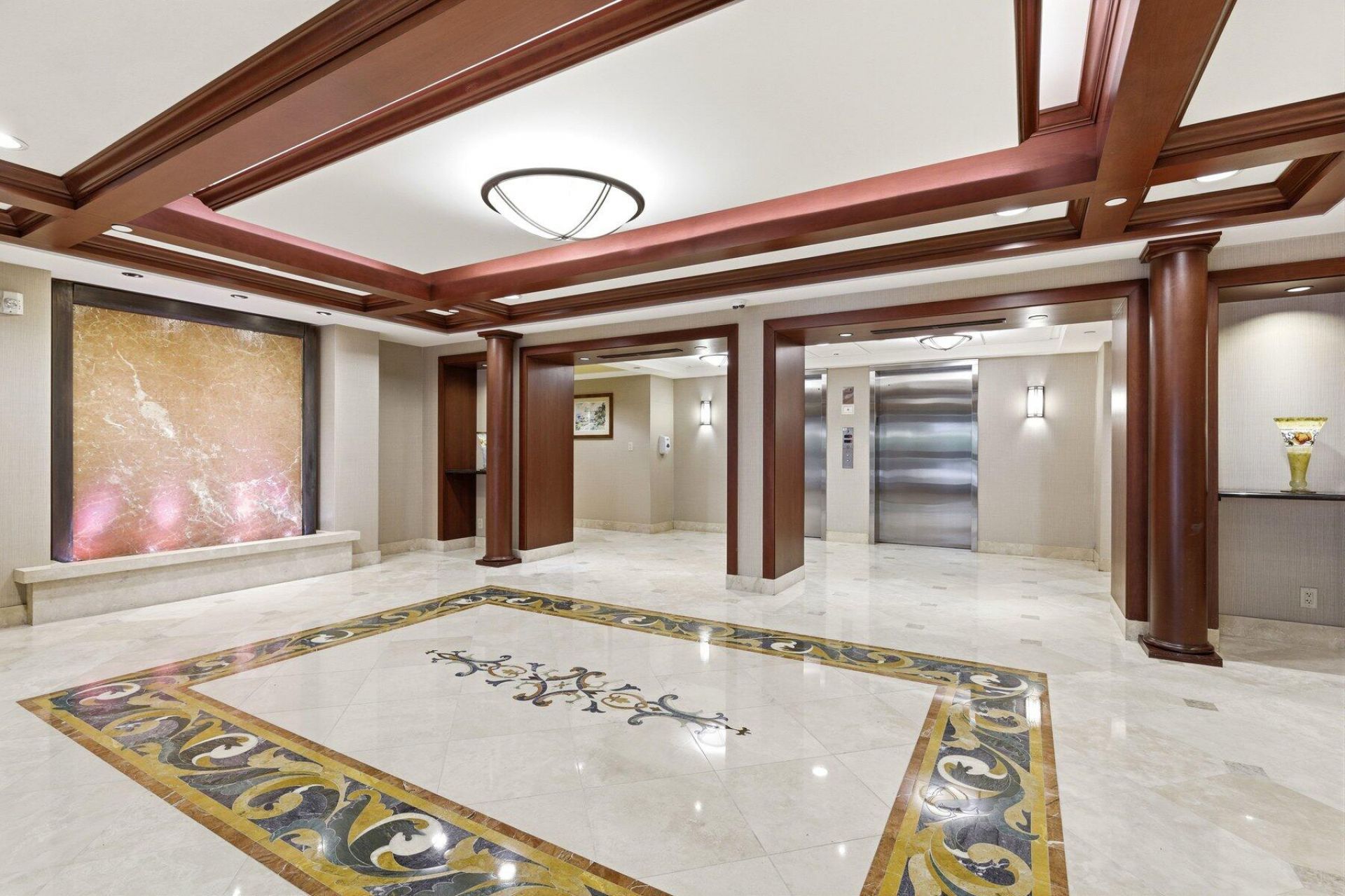 2001 N Ocean Boulevard, Unit 305, Boca Raton, FL 33431 Photo