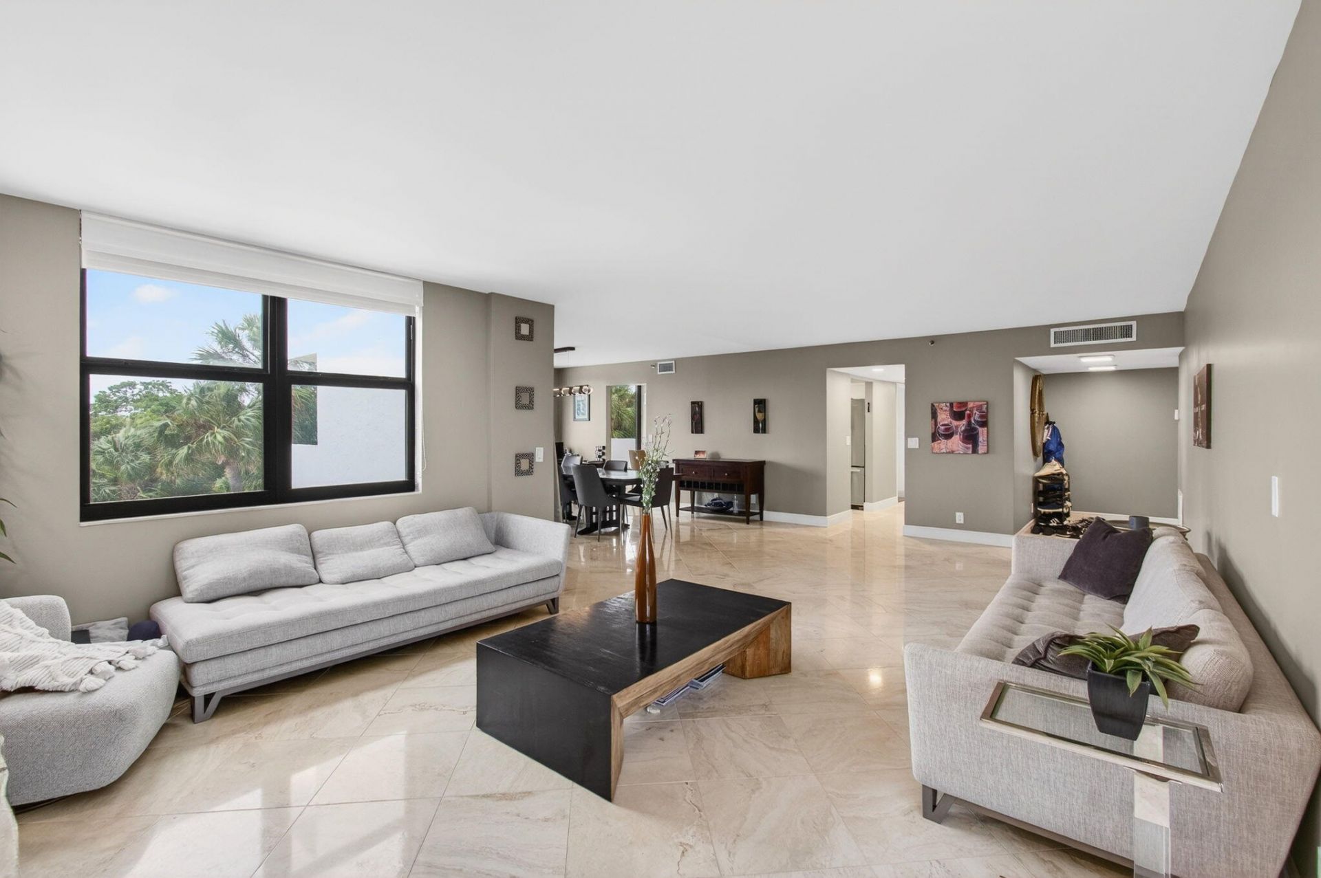 2001 N Ocean Boulevard, Unit 305, Boca Raton, FL 33431 Photo