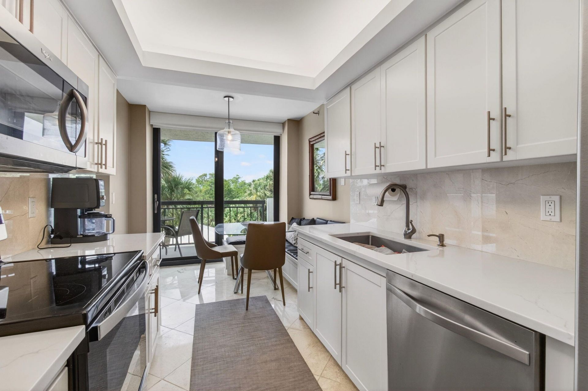 2001 N Ocean Boulevard, Unit 305, Boca Raton, FL 33431 Photo